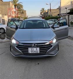 هیوندای ئەلەنترا